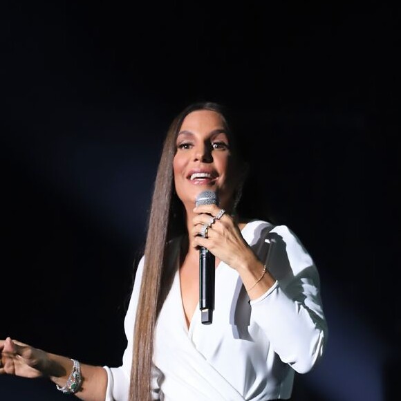 Ivete Sangalo estreia o projeto 'Em Casa', da Globo