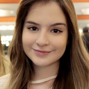 Sophia Valverde é fã do Tik Tok e vem compartilhando vários momentos de suas dancinhas