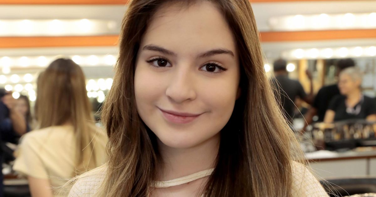 Tiktok Conquistou Sophia Valverde Veja 5 Dancas Com Looks Estilosos Da Atriz Videos Purepeople