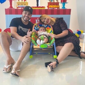 Marília Mendonça e Murilo Huff são pais de Léo, de 5 meses