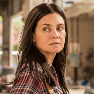 Na novela 'Amor de Mãe', Thelma (Adriana Esteves) vai cometer um segundo assassinato
