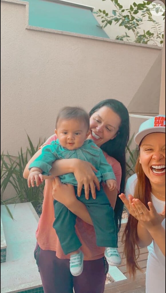 Filho de Marília Mendonça esbanja alegria em foto com Maiara e Maraisa