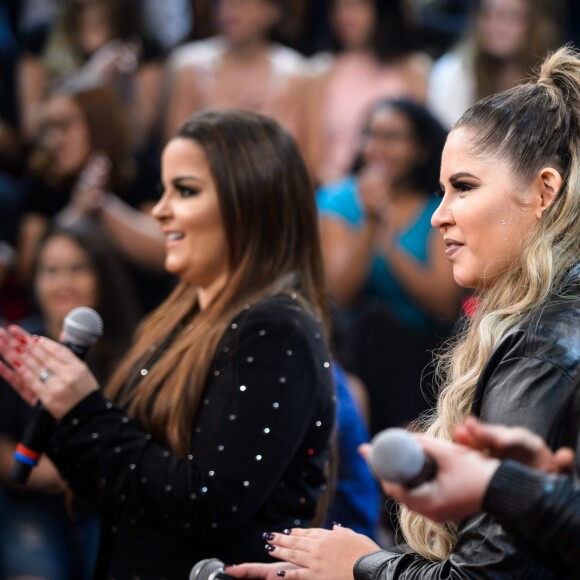 Maiara e Maraisa conhecem filho de Marilia Mendonça e exibem fotos