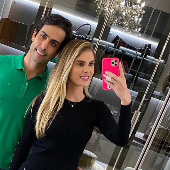 Bárbara Evans e Gustavo Theodoro estão casados desde 29 de maio de 2020