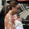 Victoria Beckham adora comprar sapatos diferentes para a filha, Harper Beckham