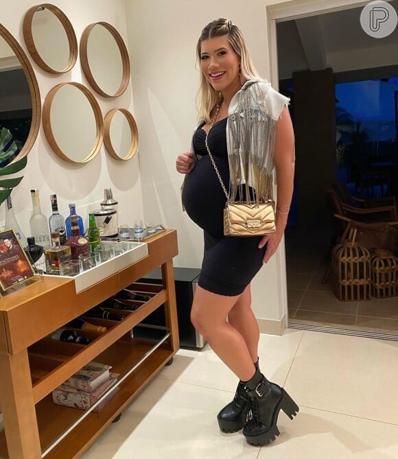 Mulher de Cristiano, Paula Vaccari está recuperando a silhueta de antes da gravidez