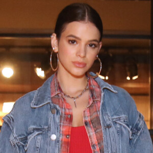 Bruna Marquezine decora mansão e faz festa junina em mansão no Rio de Janeiro