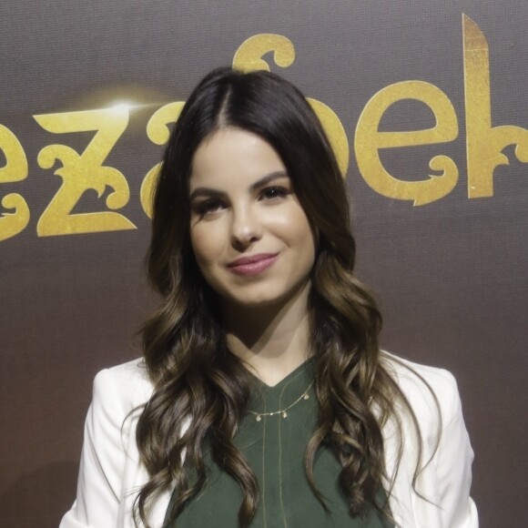 Sthefany Brito está grávida do primeiro filho