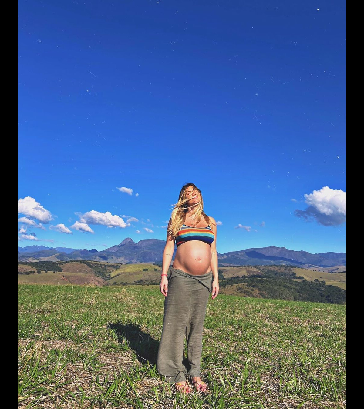 Foto Giovanna Ewbank Na Gravidez Atriz Compartilhou Fotos Exibindo A Barriga Nos últimos Meses 