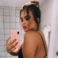 Geisy Arruda deixa corpo em evidência em foto sexy   