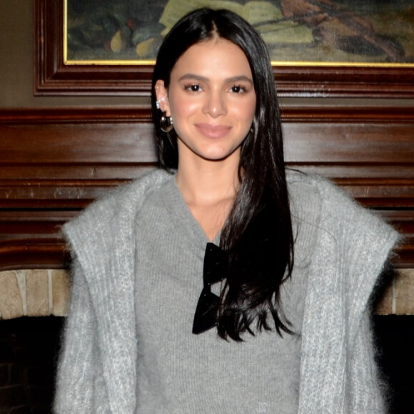 Bruna Marquezine afasta polêmicacom Tiktoker Mario Junior: 'Eu me desculpei. Ele já até sugeriu da gente fazer um TikTok juntos mas eu ainda não tô levando jeito para coisa'