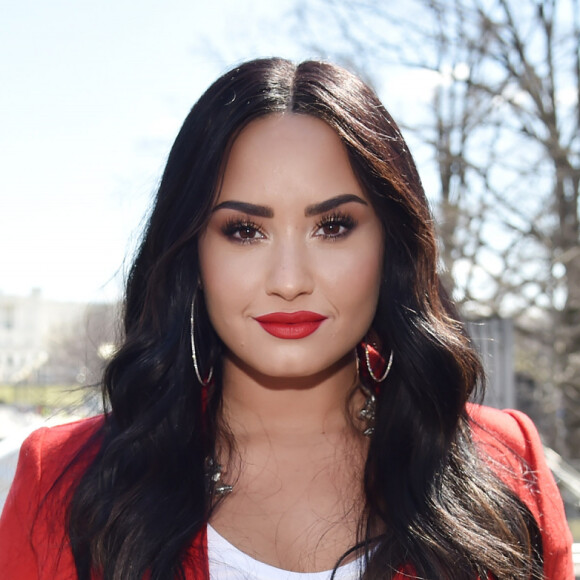 'Nunca me senti tão incondicionalmente amado por alguém na minha vida (que não seja meus pais), falhas e tudo. Você nunca me pressiona a ser outra coisa que não eu mesma', exalta Demi Lovato