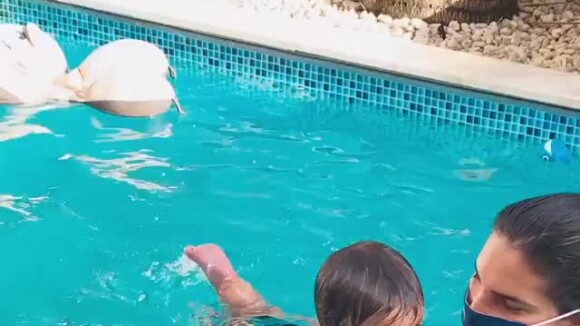 Murilo Huff tieta filho com Marília Mendonça em aula de natação. Vídeo!