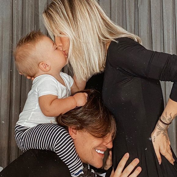 Gabi Brandt e Saulo Poncio são pais do pequeno Davi Márcio, de um ano