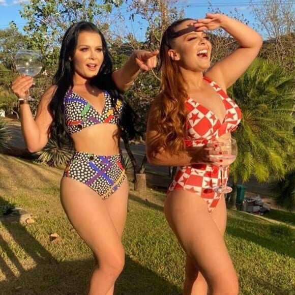 Moda praia de Maiara e Maraisa: dupla usa biquíni hot pants