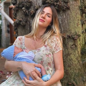 Giovanna Ewbank ficou surpresa com a semelhança de Zyan e Gian Luca em foto