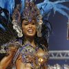 Gracyanne Barbosa também já foi destaque em carro alegórico no carnaval