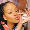 Rihanna tranquiliza sobre estado de saúde: 'Está completamente bem agora'