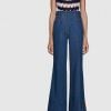 Calça flare Gucci usado por Marina Ruy Barbosa está à venda na loja online por $ 950, aproximadamente R$ 5 mil