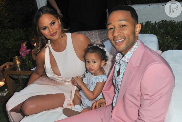 John Legend e Chrissy Teigen são pais de Luna, de 4 anos