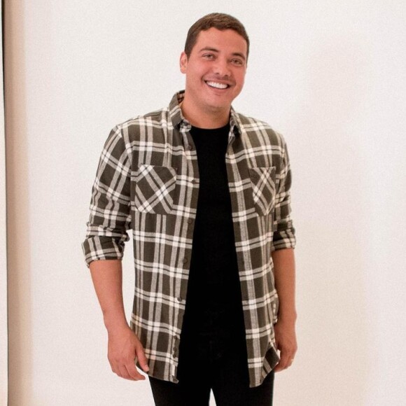 Wesley Safadão faz procedimento estético para tirar olheiras