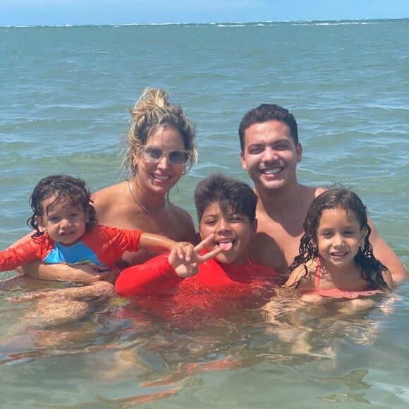 Wesley Safadão e Thyane Dantas são pais de Dom e Ysis. O cantor também é pai de Yhudy, fruto de seu casamento anterior