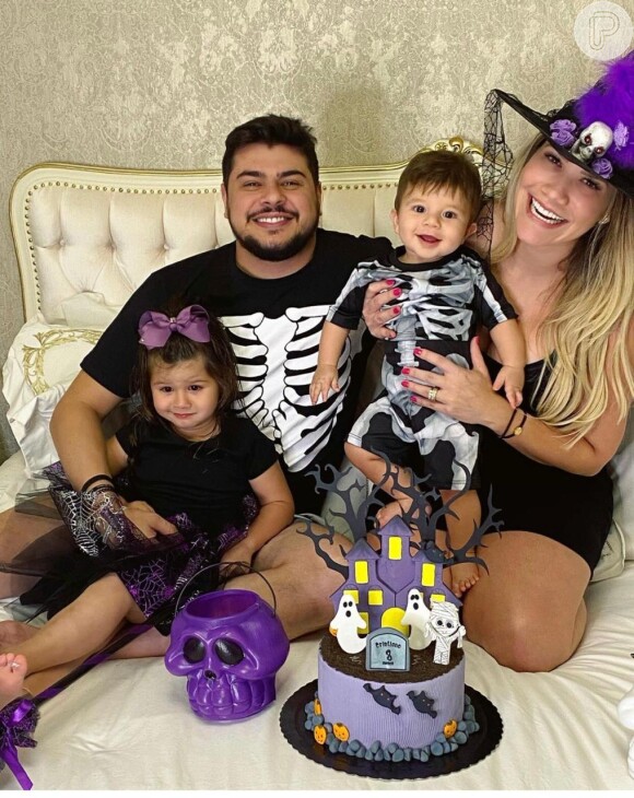Halloween foi o tema escolhido para a festinha de 8 meses de Cristiano Junior, filho de Cristiano e Paula Vaccari