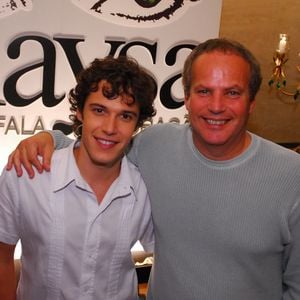 Filho de Jayme Monjardim, Jayme Matarazzo vai dar segundo neto ao pai