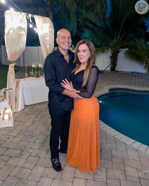 Zilu Godoi namora o empresário Antonio Casagrande há seis meses