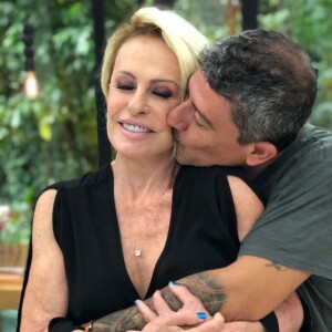 Ana Maria Braga se despediu de Tom Veiga em novembro de 2020. Ator que deu vida ao Louro José morreu vítima de AVC aos 47 anos