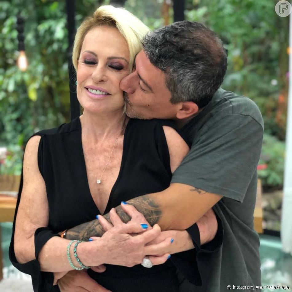 Ana Maria Braga Se Despediu De Tom Veiga Em Novembro De 2020 Ator Que Deu Vida Ao Louro José 