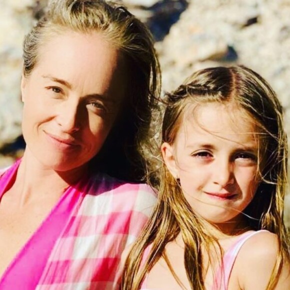 Angélica mostra bilhete da filha, Eva, em post no Instagram