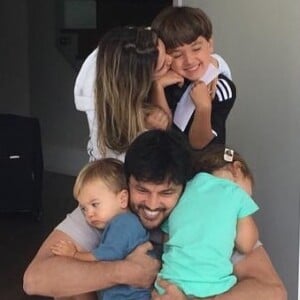 Patricia Abravanel é mãe de Pedro (6 anos), Jane (de 2) e Senor (de 1), frutos do casamento com Fabio Faria