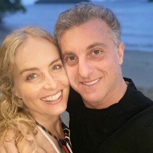 Luciano Huck exalta casamento com Angélica: 'Quanto mais tempo, quanto mais junto, quanto mais perto fico dela, mais potente fica nossa relação, nossa parceria, nosso amor'