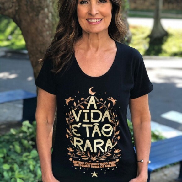 Fátima Bernardes agradece carinho dos fãs