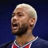 Neymar repudia racismo em jogo e abandona partida com companheiros do PSG