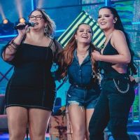 Marília Mendonça opina sobre top de Maraisa e cantora reage: 'Vai gongar meu biquíni?'