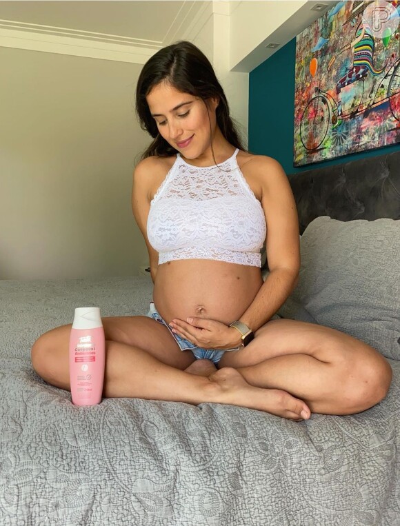 Camilla Camargo está grávida de seis meses de Julia