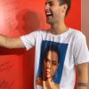 Gkay e Rezende ganharam mais de 1 milhão de likes em foto usando camiseta rostos estampados