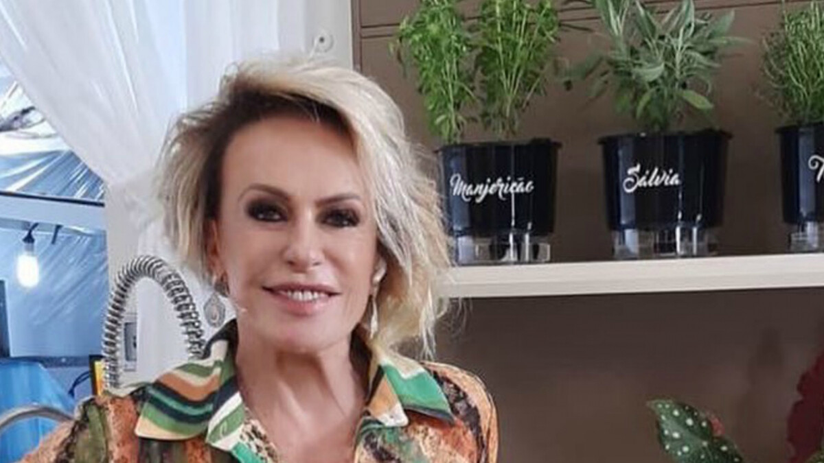 Ana Maria Braga revela o segredo do cabelo rosa e diz que se