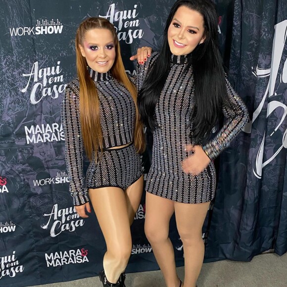 Maiara homenageou a irmã gêmea, Maraisa, com post na web no aniversário das duas