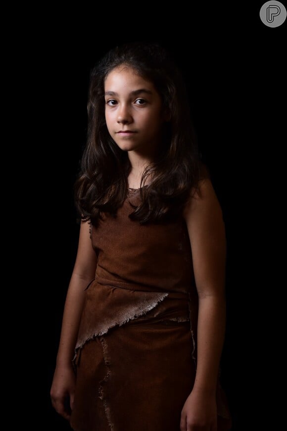 Uma (Julia Braz) também é filha de Adão (Carlo Porto) e Eva (Juliana Boller), na novela 'Gênesis'