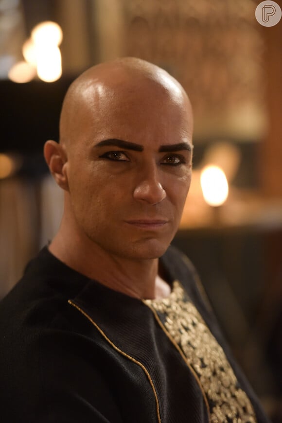 'Gênesis': Shesi (Fernando Pavão) é o faraó do Egito