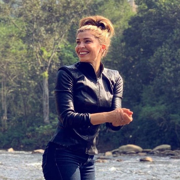 'Vocês estão passando dos limites com fake news, minha gente', disse Grazi Massafera