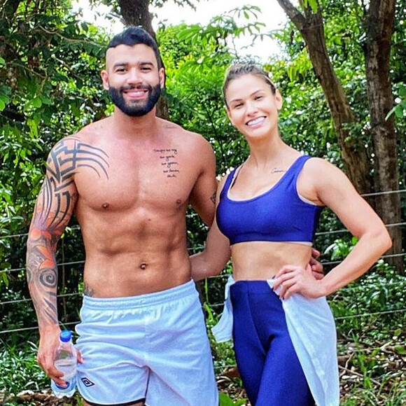 Gusttavo Lima se declarou à ex-mulher, Andressa Suita, ao comentar a visita da influencer em seu barco: 'Ela é a mãe dos meus filhos. Mulher que eu mais amo neste mundo'