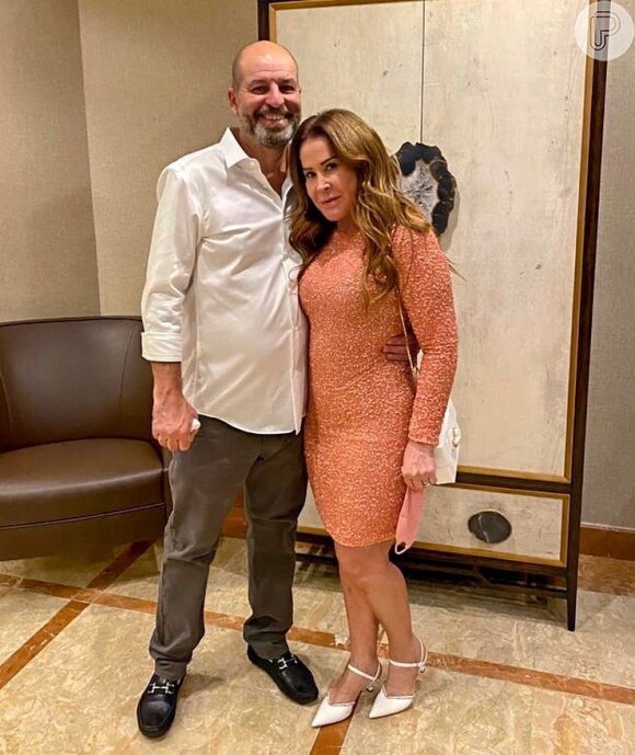 Zilu Godoi está namorando o empresário Antonio Casagrande há 9 meses