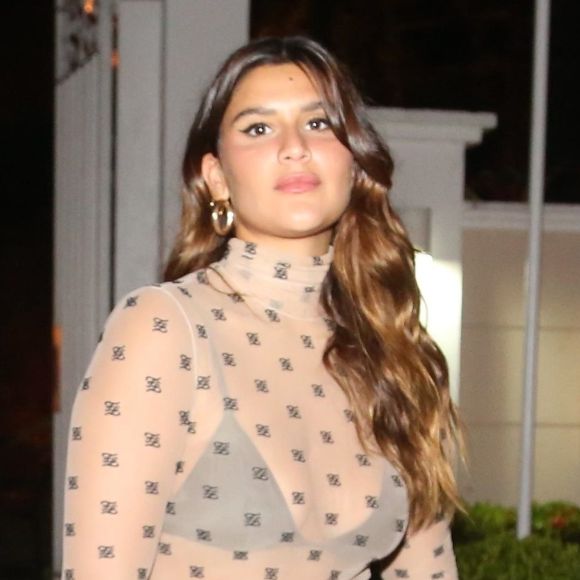 Giulia Costa falou sobre rumor de namoro com filha de Fátima Bernardes e William Bonner