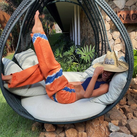 Bruna Marquezine abriu álbum de viagem a Fernando de Noronha