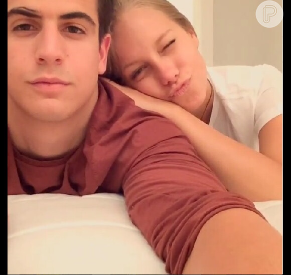 Enzo Celulari tem 17 anos e namora a modelo Jéssica Günter, de 18 anos
