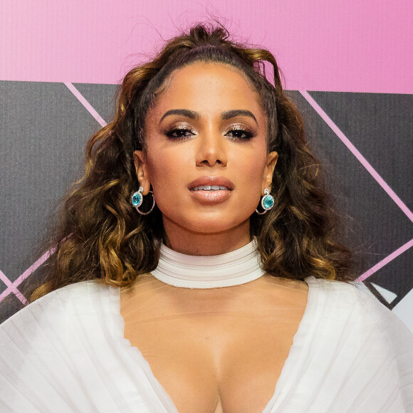 Anitta vai fazer performance diretamente da Ilha de Beats para todo o Brasil